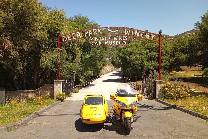 Oceanside, Auto Museum & Winery Tour & Tasting - thumb 1
