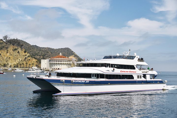 Catalina Express Round-Trip Ferry Service: Long Beach Or San Pedro To Avalon - thumb 1